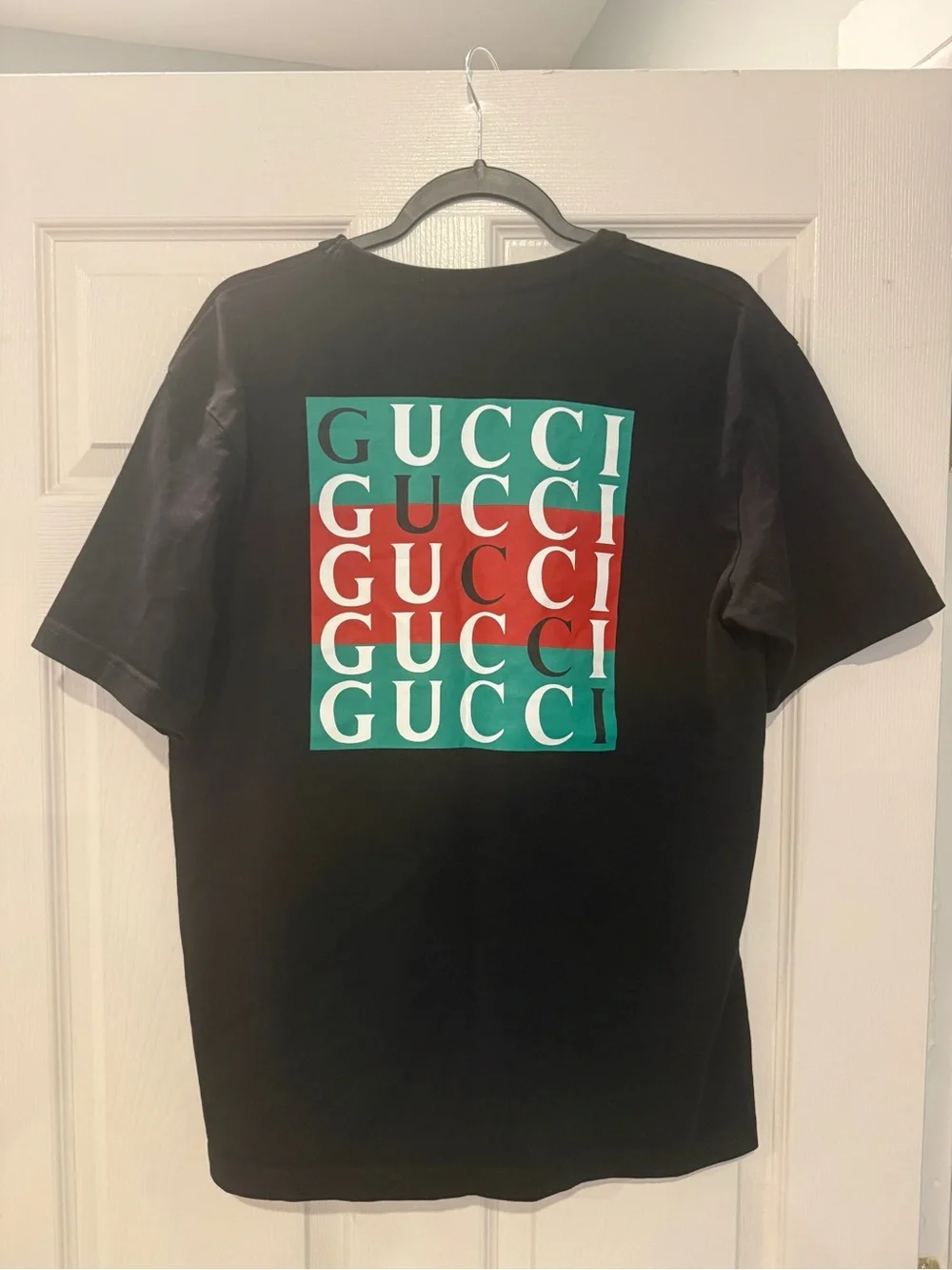 Gucci Black Short Sleeve T-Shirt with Teal and Red Logo